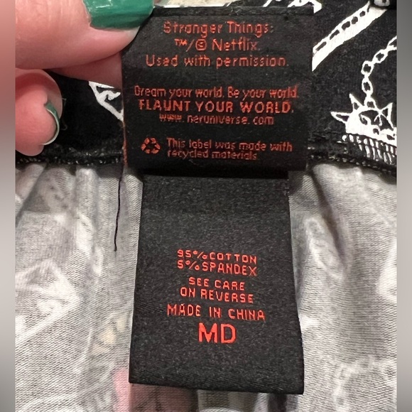 Stranger Things Her Universe Suspender Skirt Apron Dress Adjustable Straps Med - Picture 7 of 11